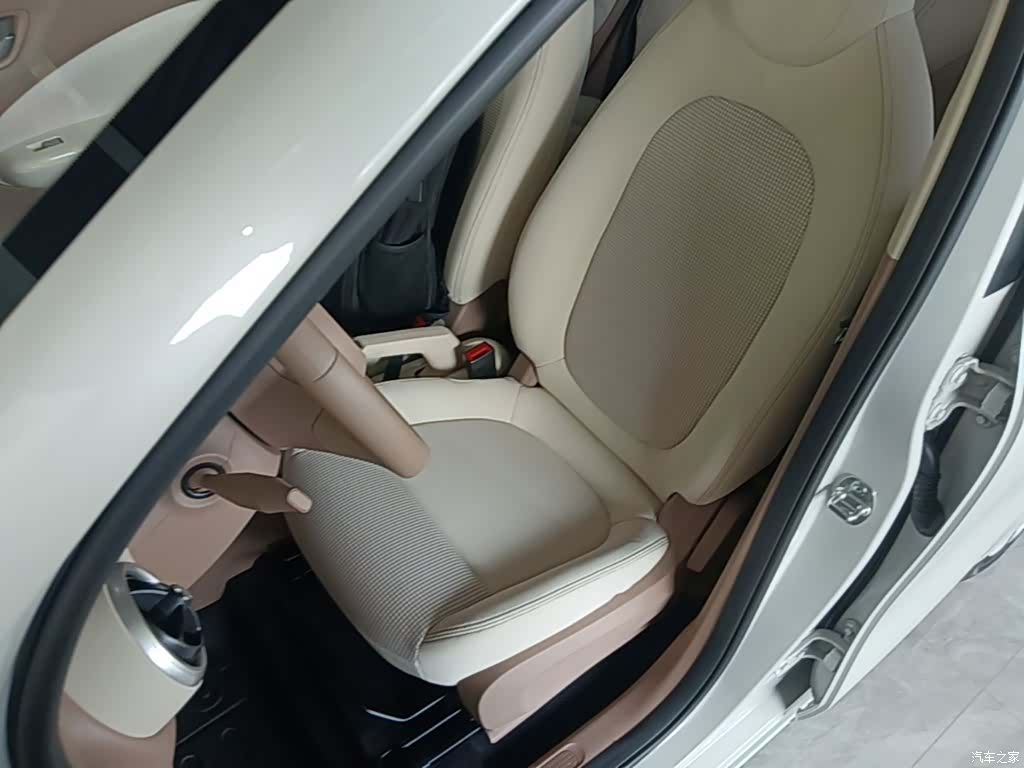 Wuling MINIEV, 2025 15