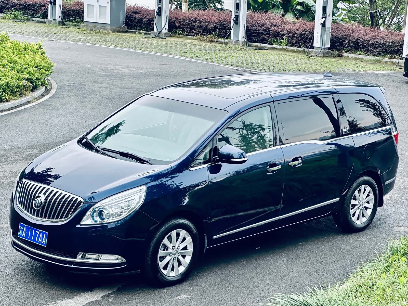 Buick GL8