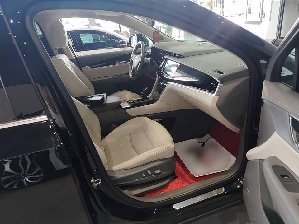 Cadillac XT6