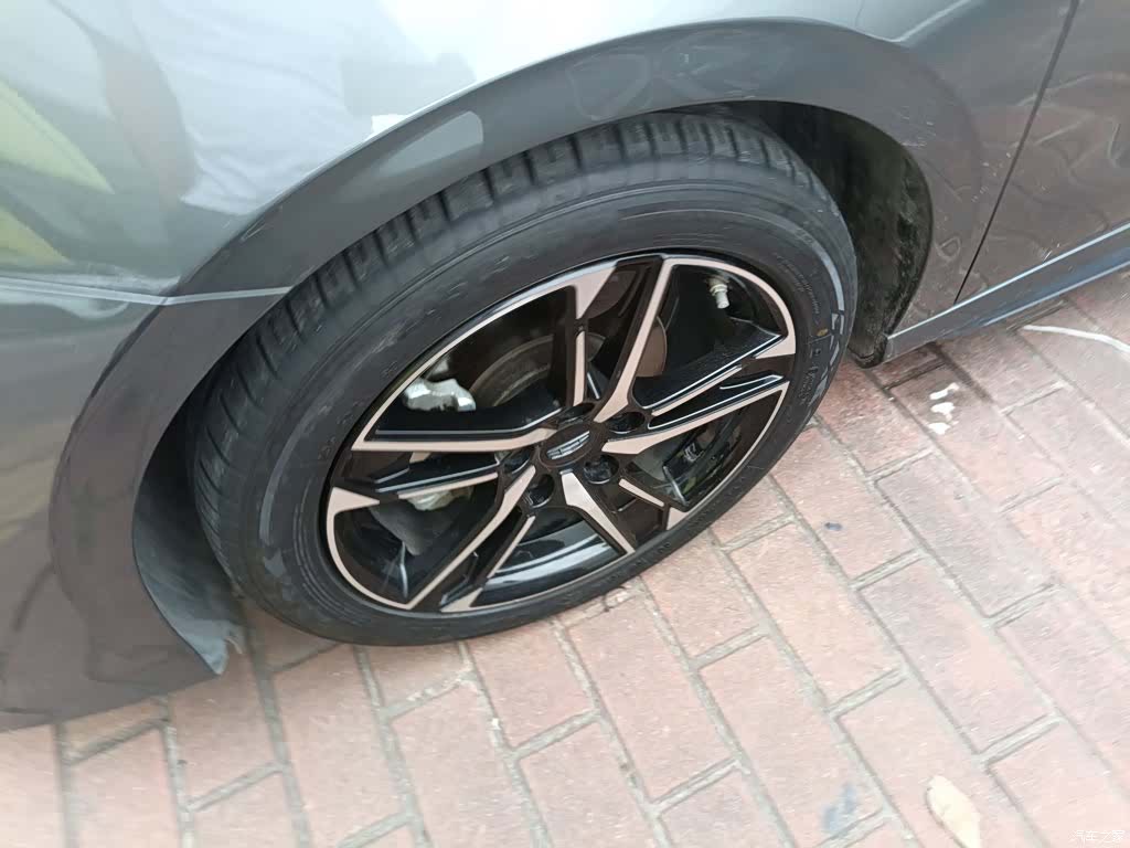 Geely Binray, 2024 19