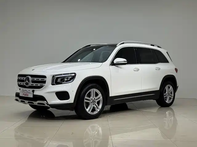 Mercedes-Benz GLB 2023 — купить из Китая под заказ