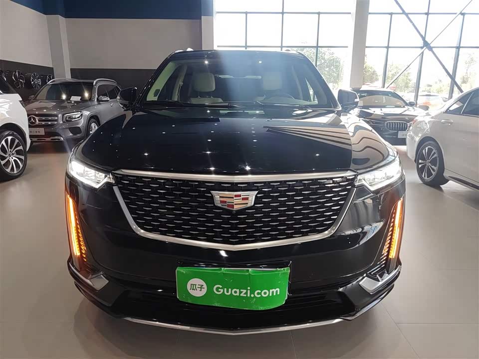 Cadillac XT6