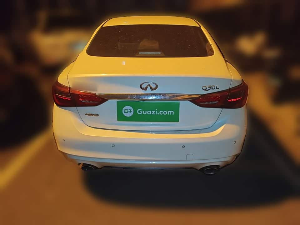 Infiniti Q50L