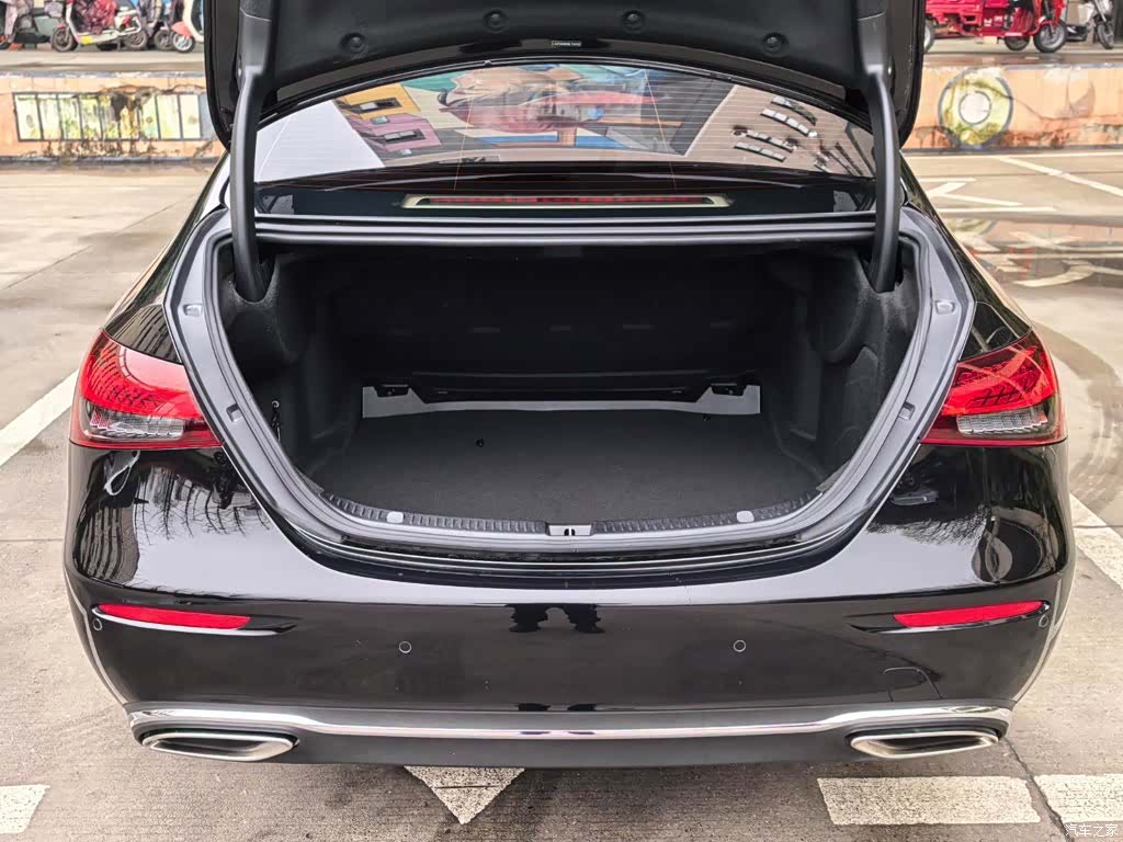 Mercedes-Benz E-Class, 2021 14