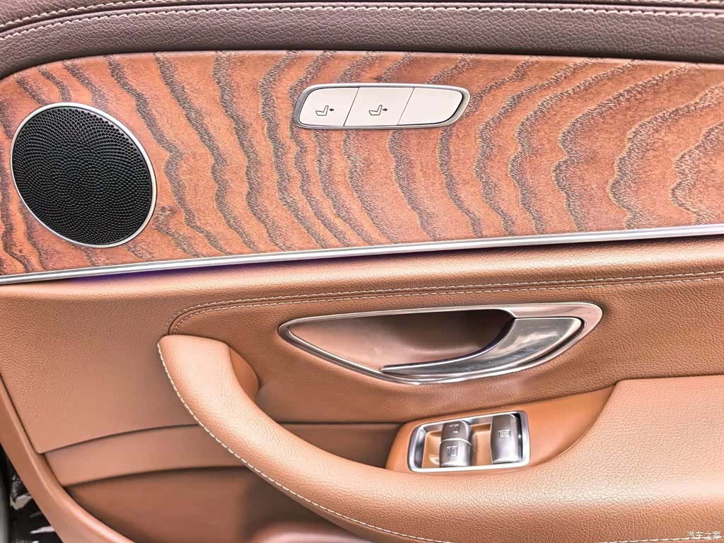 Mercedes-Benz E-Class, 2021 13