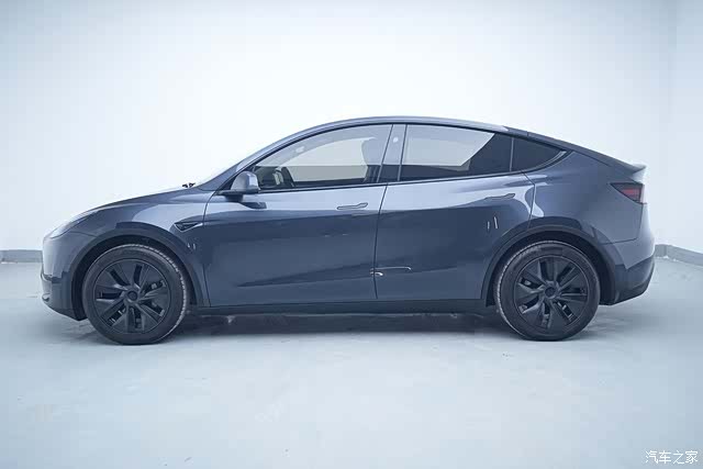 Tesla Model Y, 2024 2