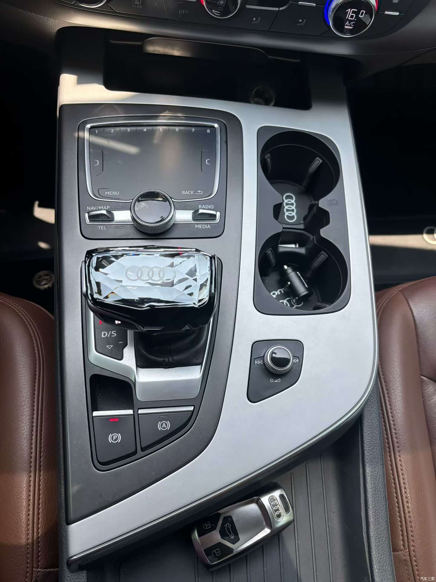 Audi Q7, 2016 все фото