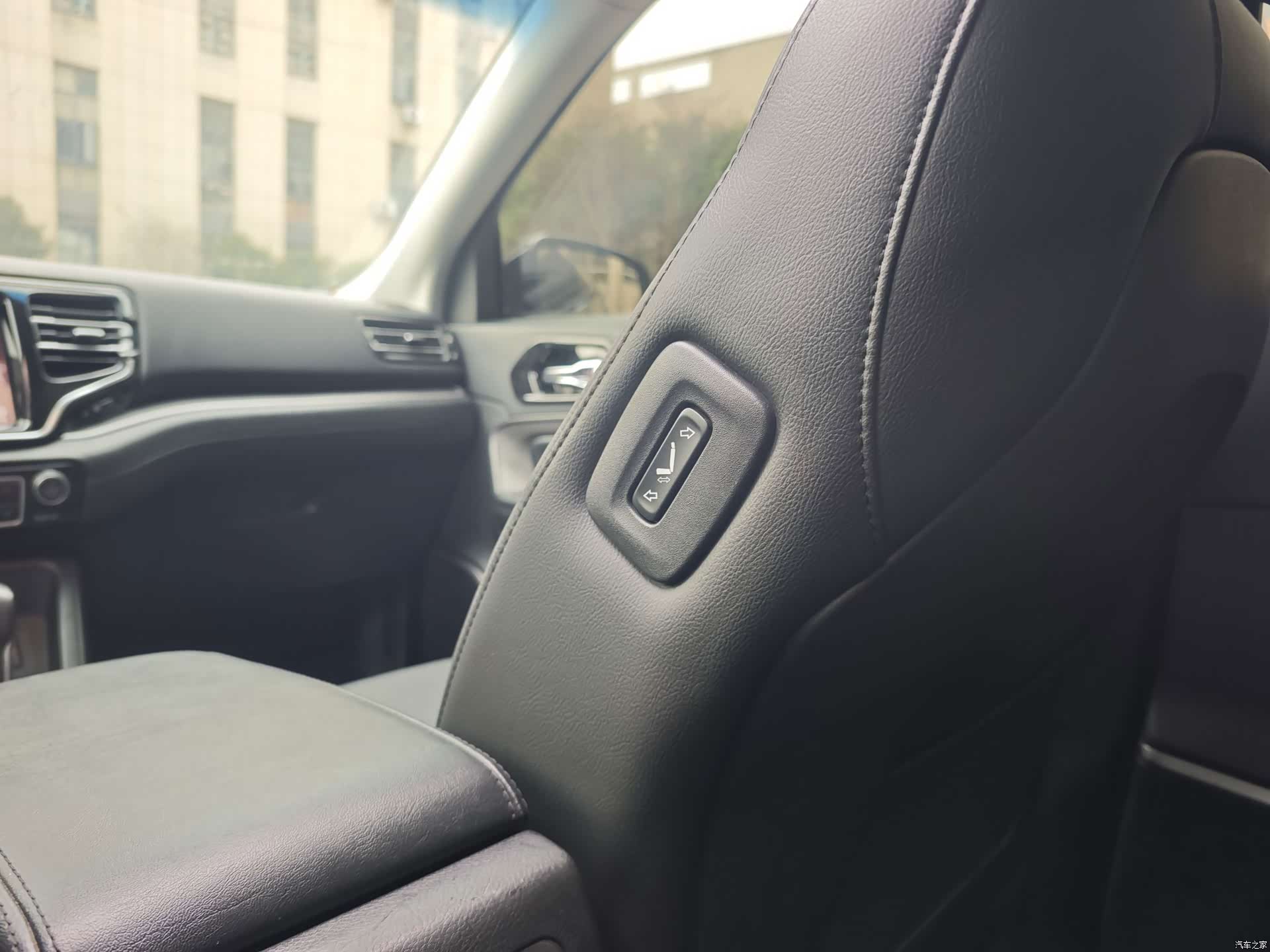 Jeep V, 2019 14