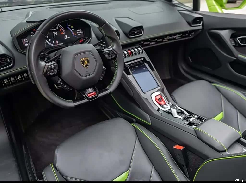 Lamborghini Huracán, 2022 все фото