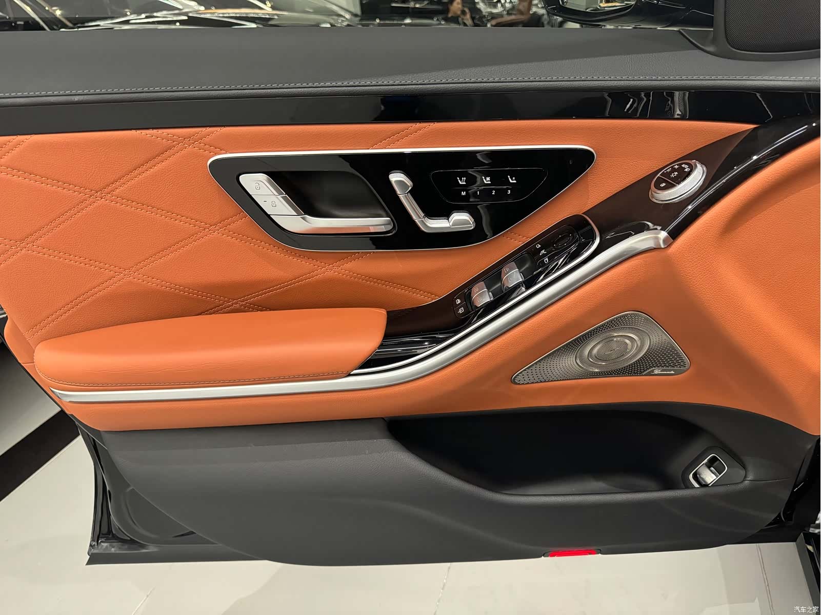 Maybach S-Class, 2023 7