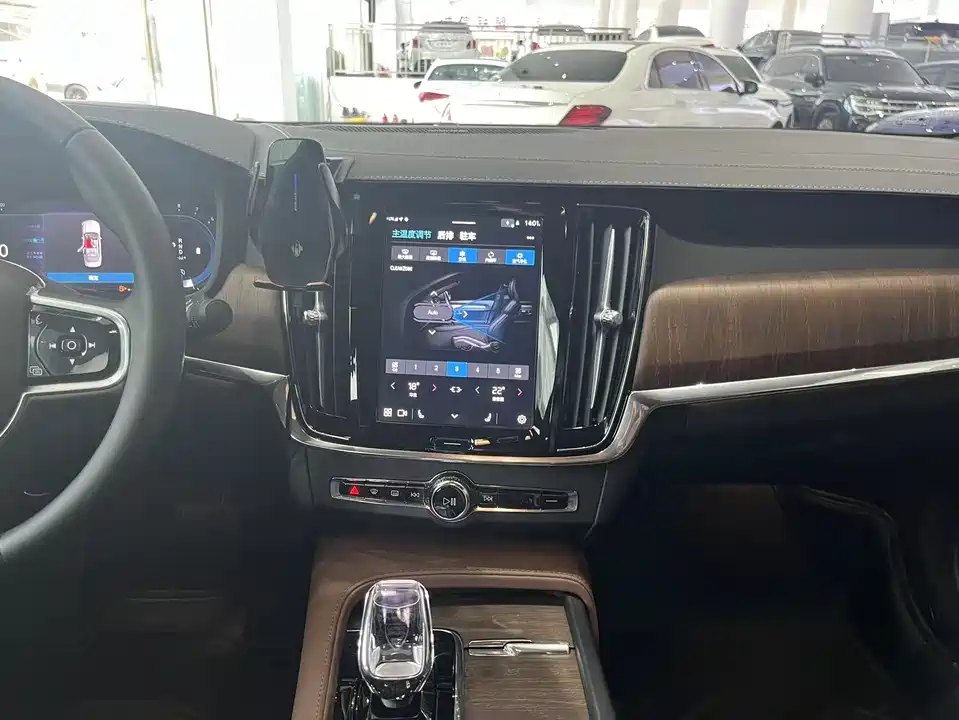 Volvo S90 Volvo S90