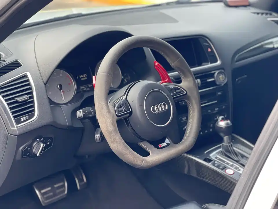 Audi SQ5 Audi SQ5
