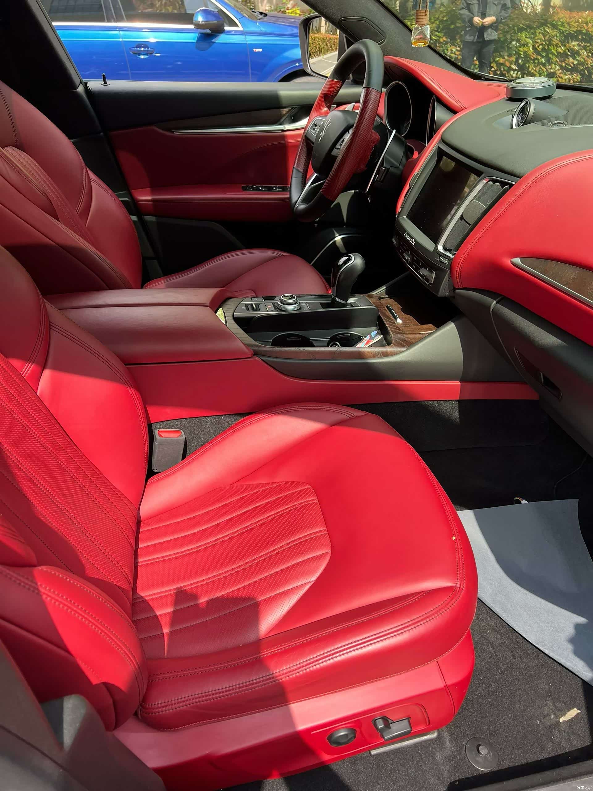 Maserati Levante, 2016 9
