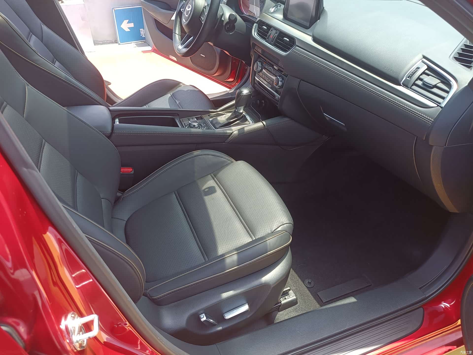 Mazda Atenza, 2018 17