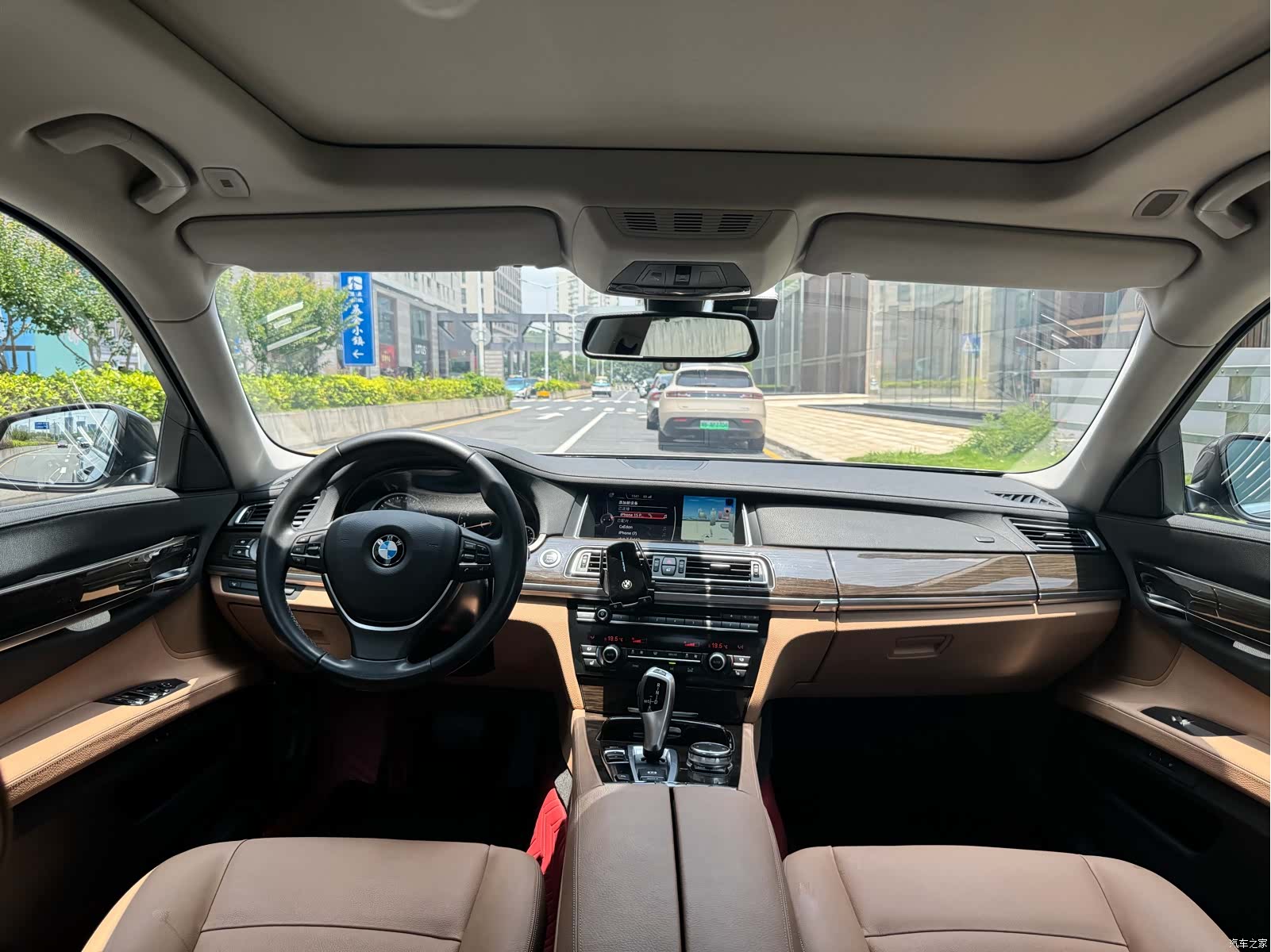 BMW 7 Series, 2015 14