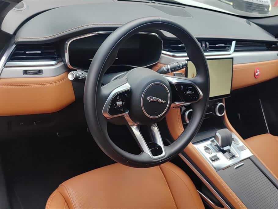 Jaguar F-PACE Jaguar F-PACE
