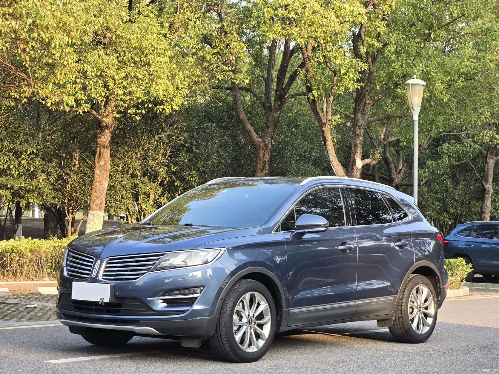 Lincoln MKC, 2019 1