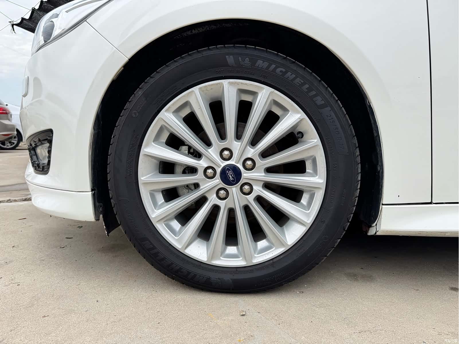 Ford Focus, 2018 12
