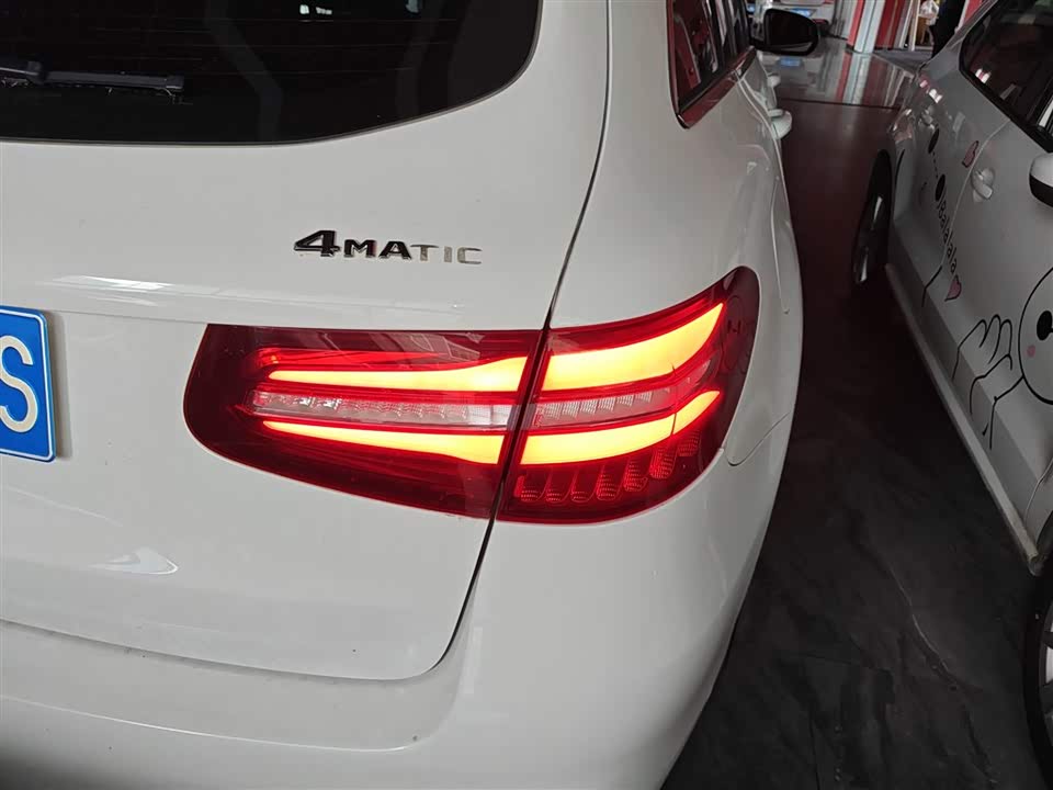 Mercedes-Benz GLC Mercedes-Benz GLC