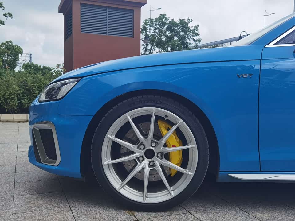 Audi S4 Audi S4