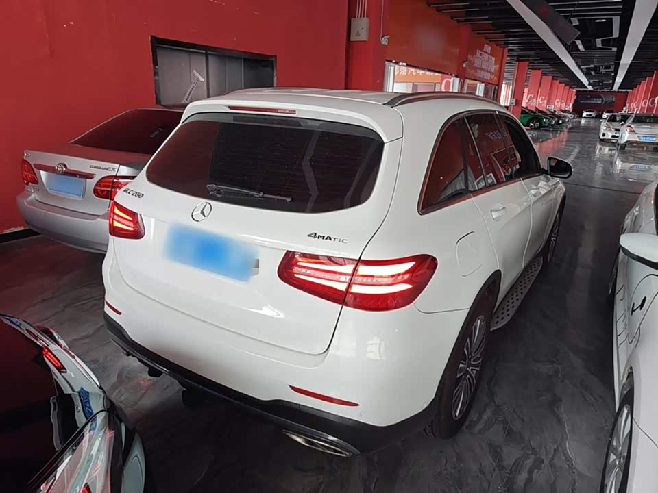 Mercedes-Benz GLC Mercedes-Benz GLC