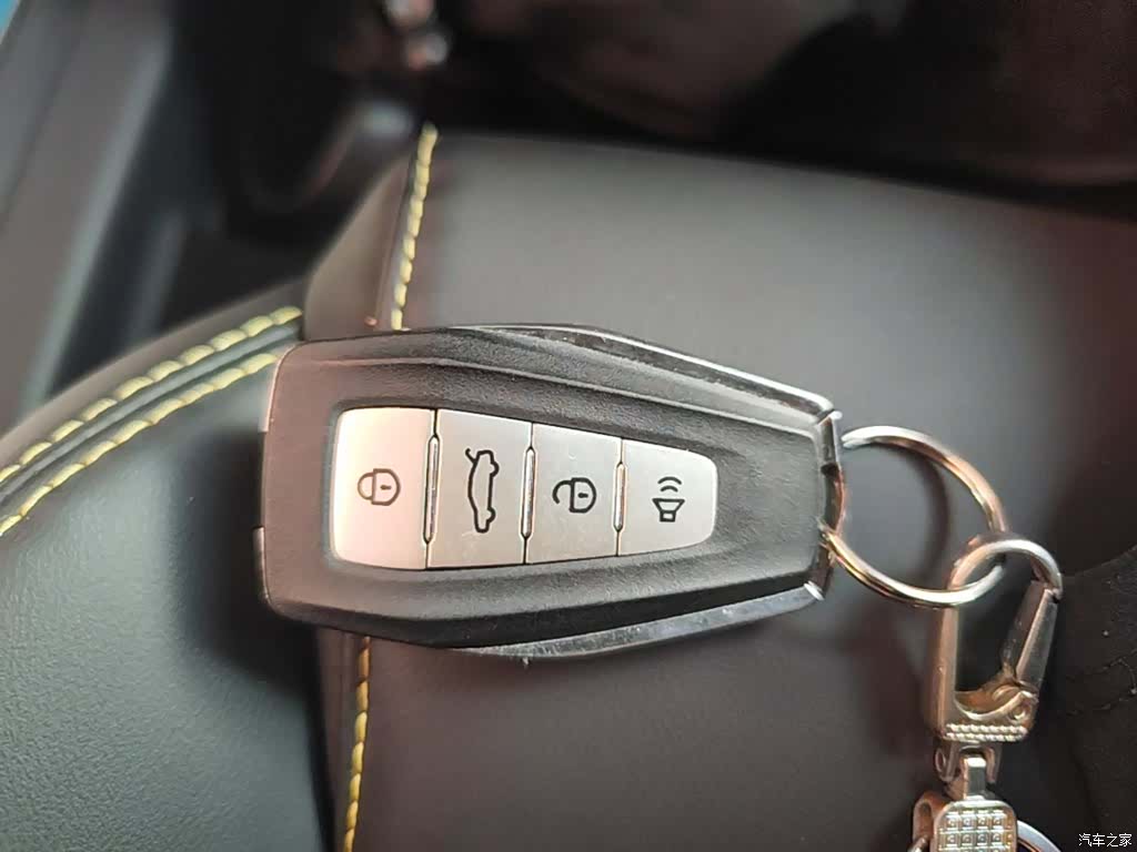 Geely Binray, 2022 9