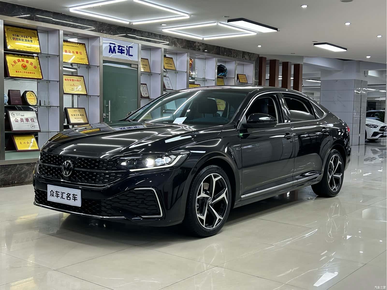 Volkswagen Passat, 2024 1