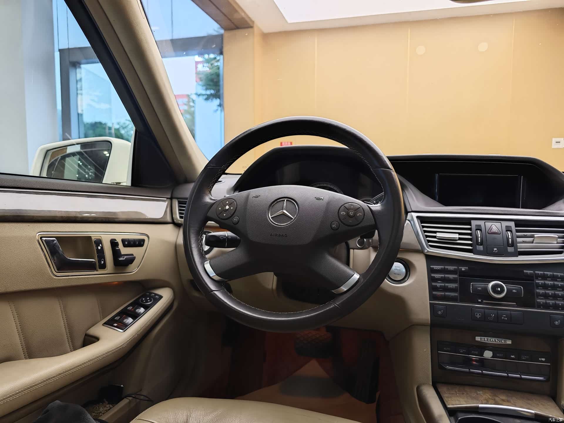 Mercedes-Benz E-Class, 2009 14