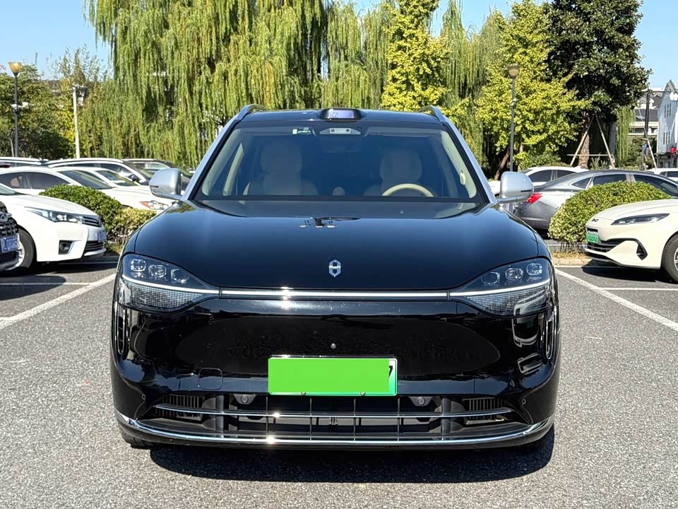 AITO Ask the world M9