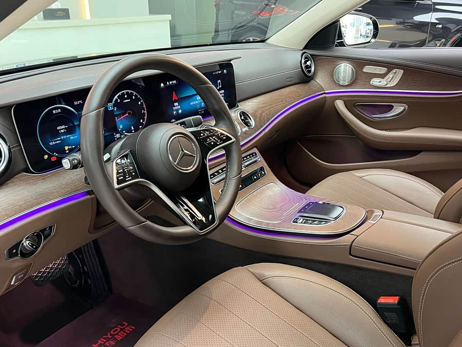 Mercedes-Benz E-Class 2022, фото 8