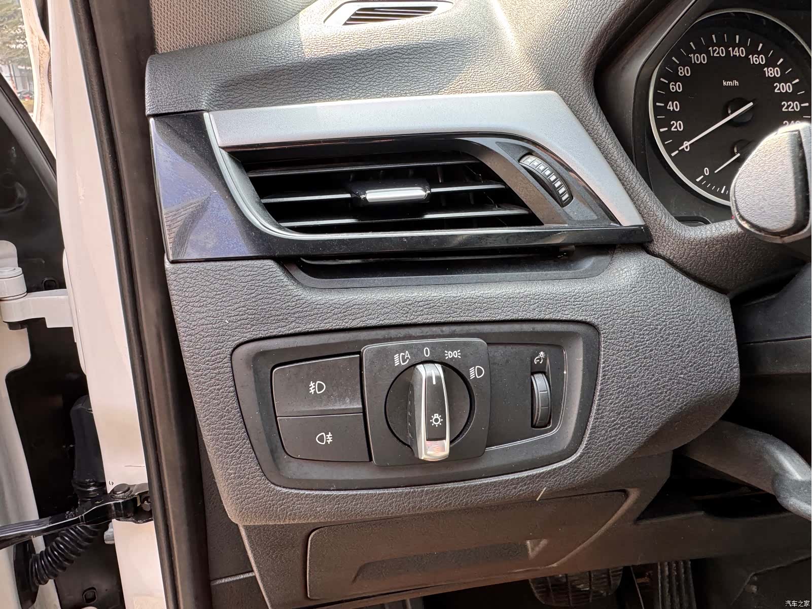 BMW X1, 2017 11