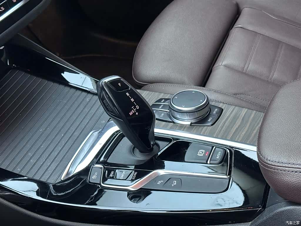 BMW X3, 2019 11