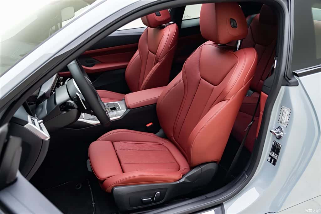 BMW 4 Series, 2025 9