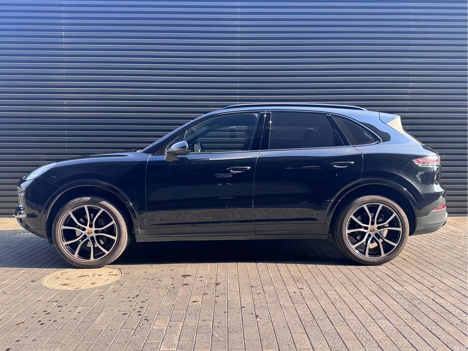 Porsche Cayenne, 2023 все фото