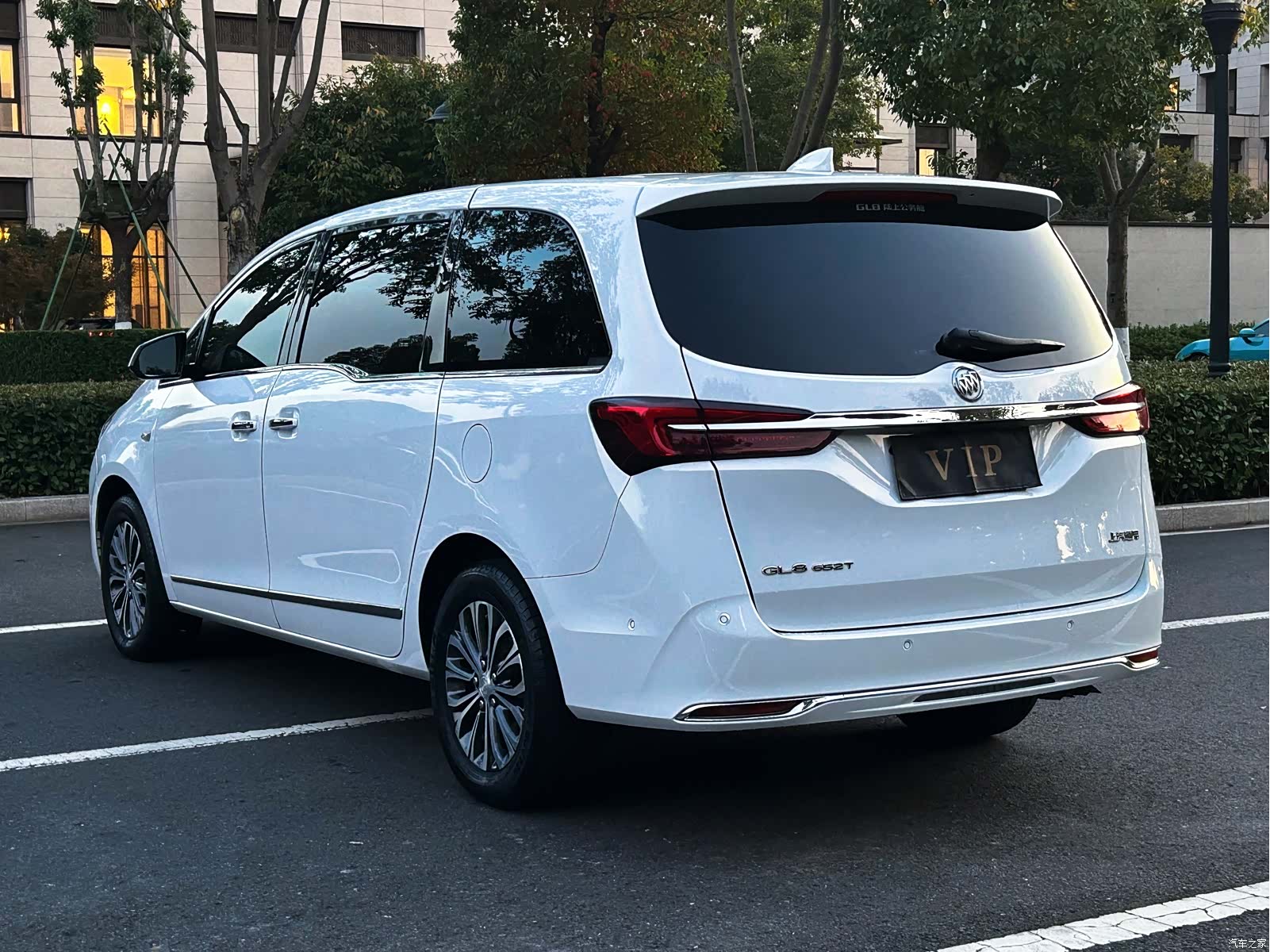Buick GL8, 2021 все фото