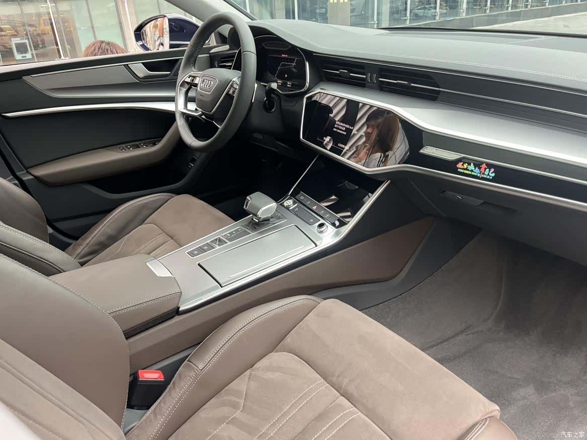 Audi A7L, 2022 6