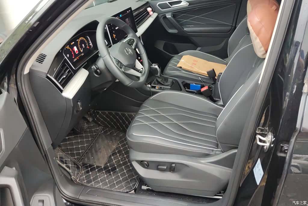 Volkswagen Tiguan L, 2024 9