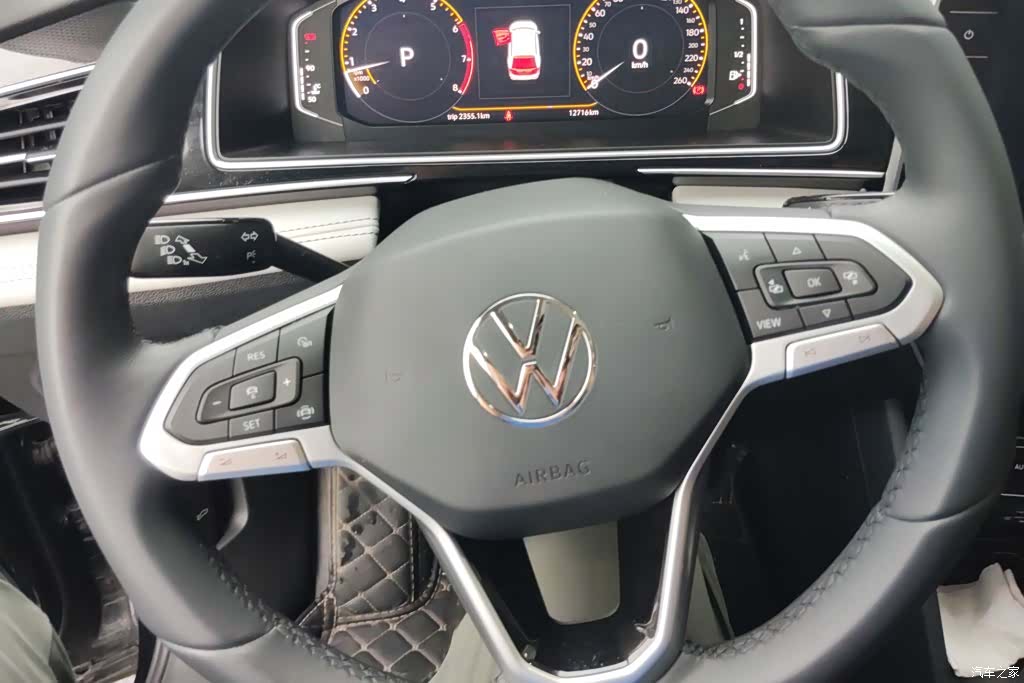Volkswagen Tiguan L, 2024 15