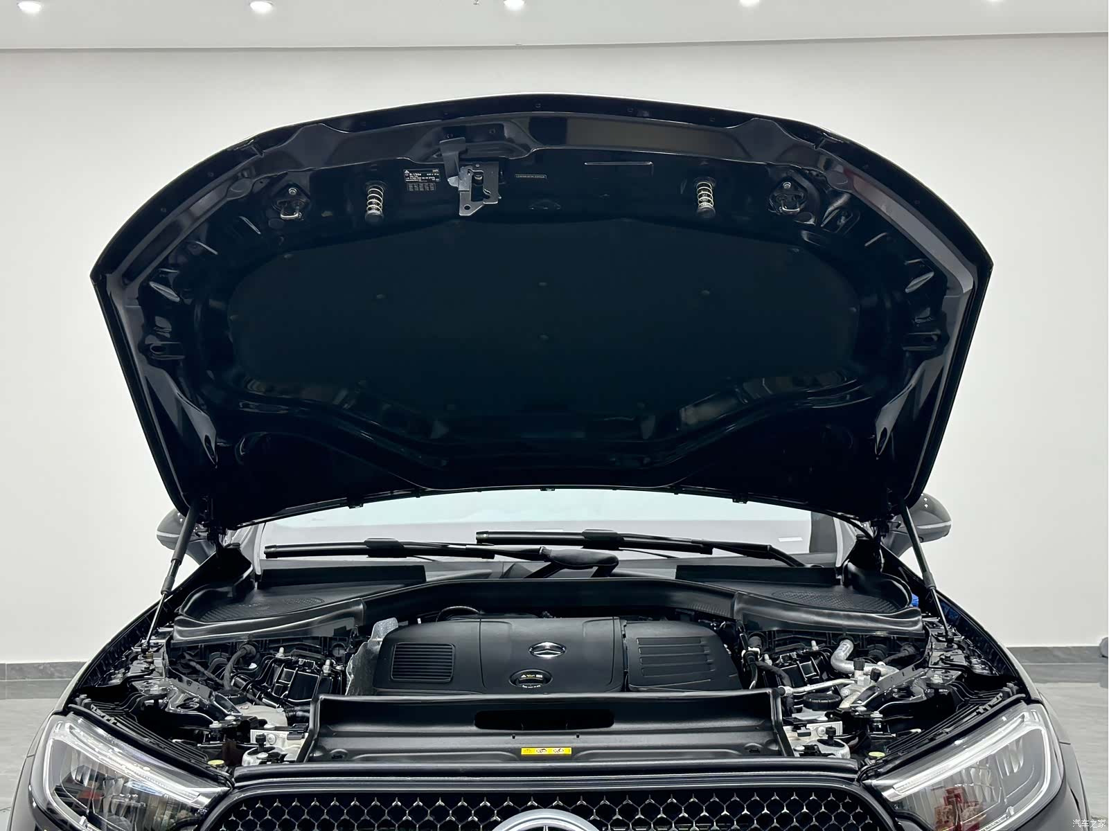 Mercedes-Benz GLC, 2023 28