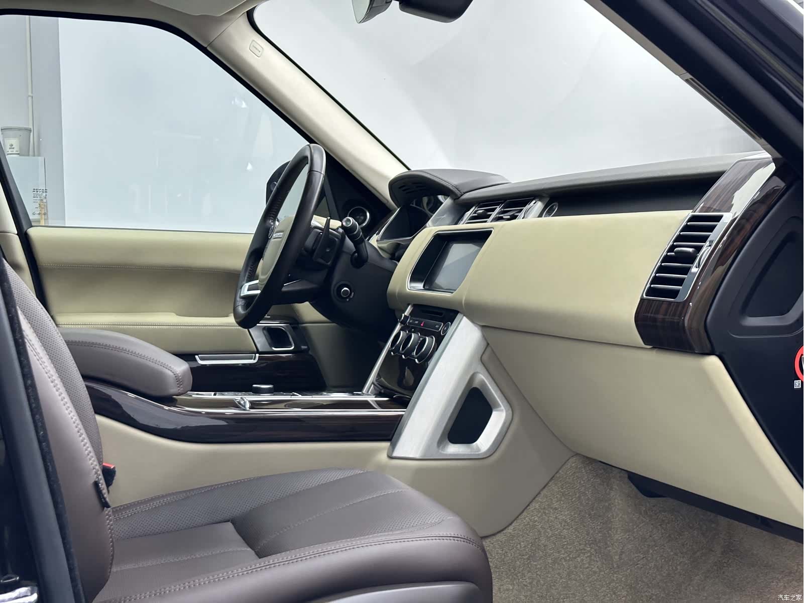 Land Rover Range Rover, 2018 15