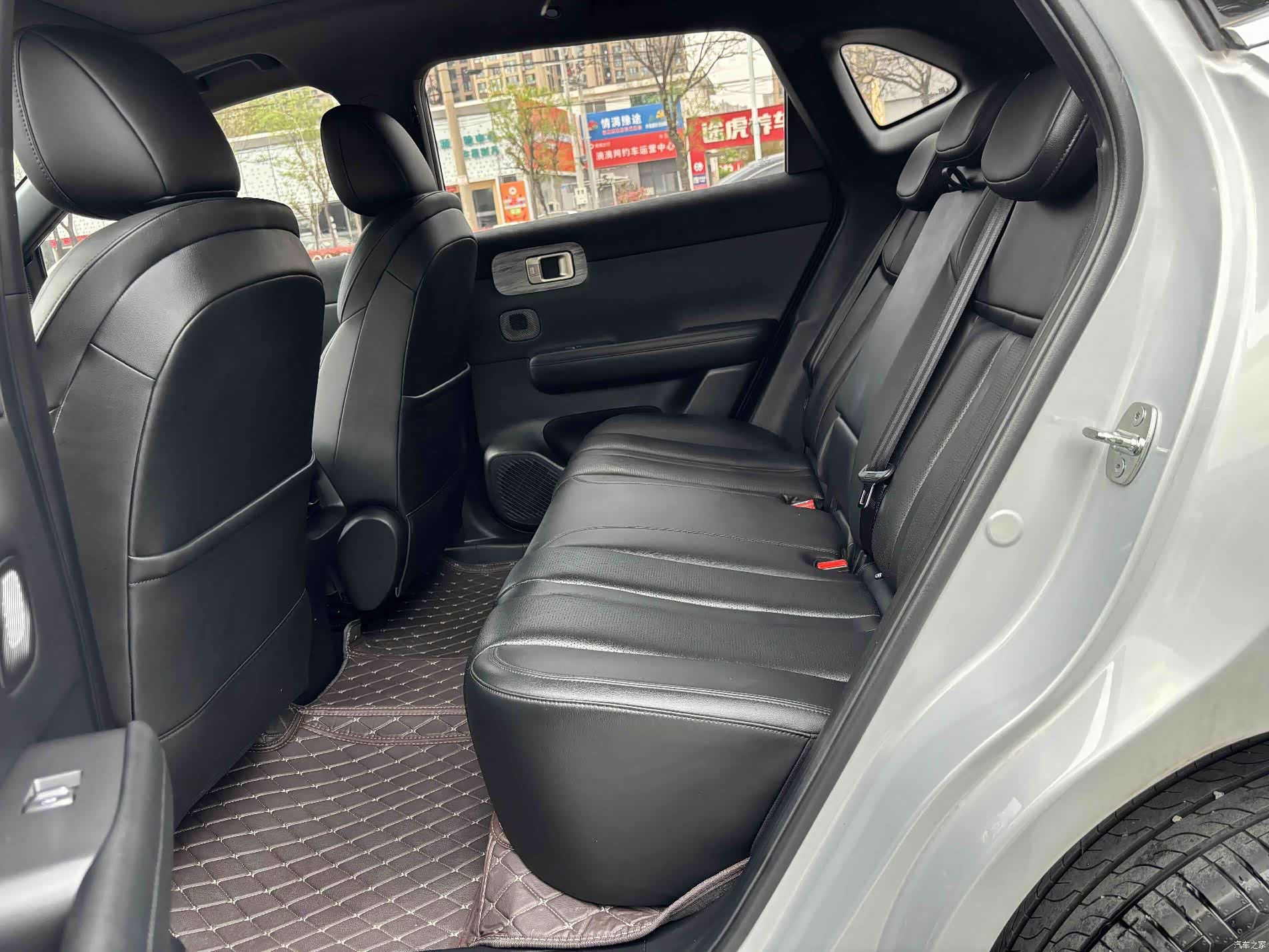 Wuling Starlight, 2024 6