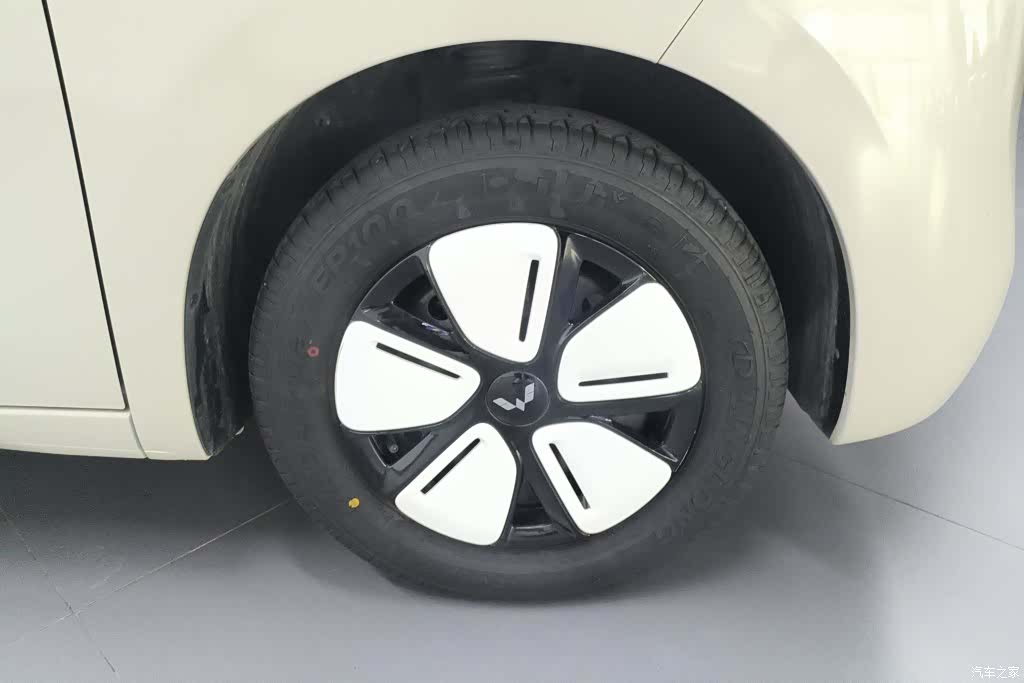Wuling MINIEV, 2025 6
