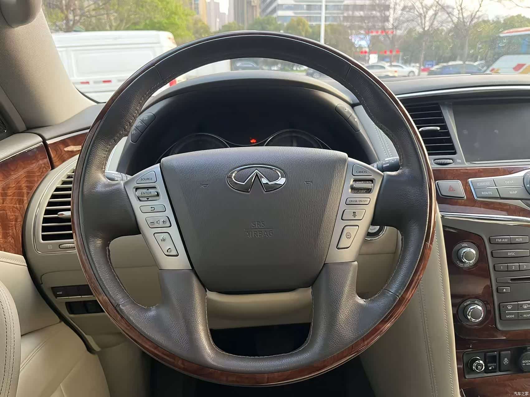 Infiniti QX80, 2018 32