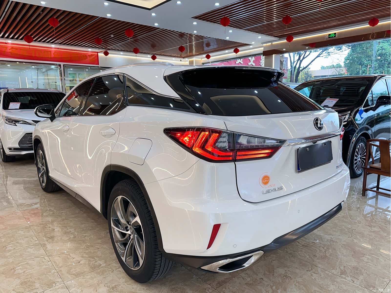 Lexus RX, 2019 6