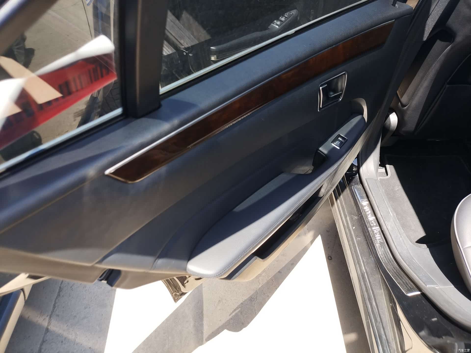 Mercedes-Benz E-Class, 2015 7