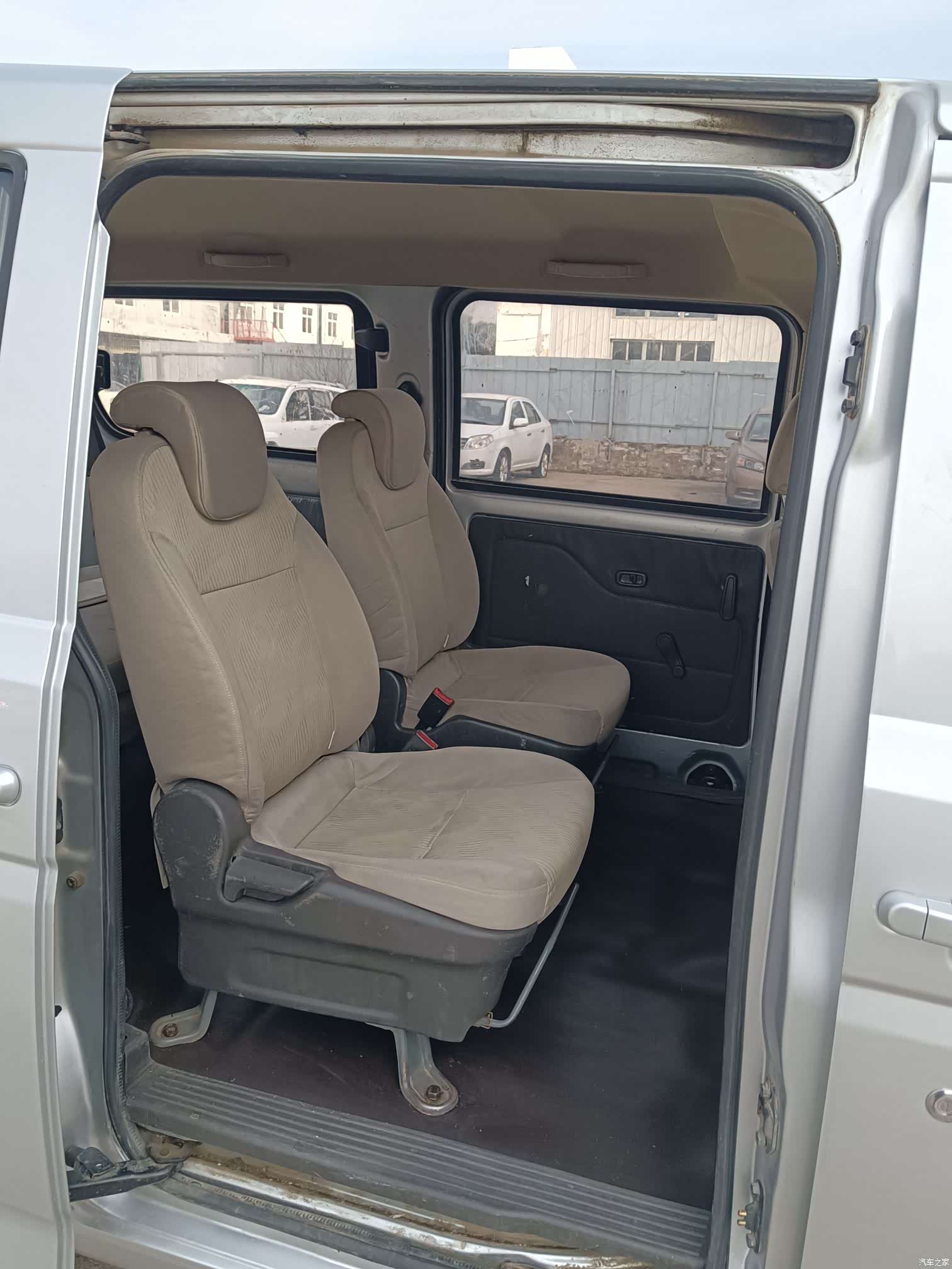 Wuling V, 2017 8