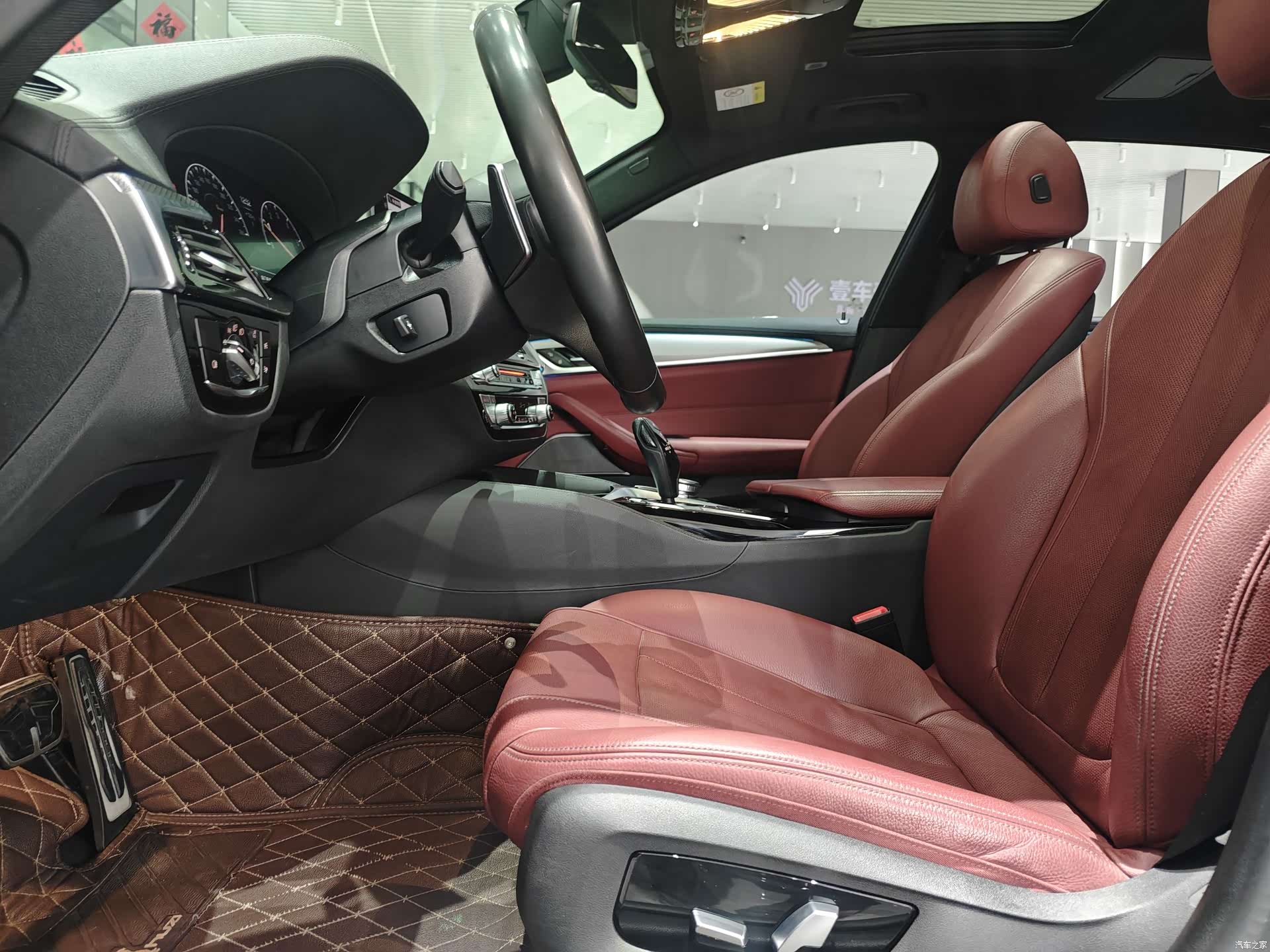 BMW 5 Series, 2019 все фото
