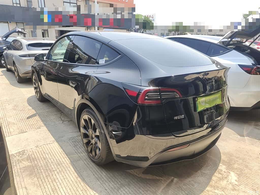 Tesla Model Y, 2022 все фото