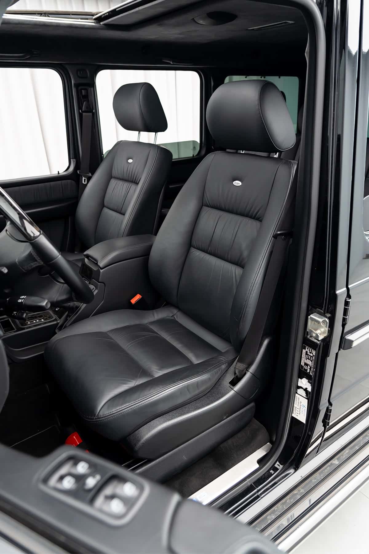 Mercedes-Benz G-Class, 2009 11