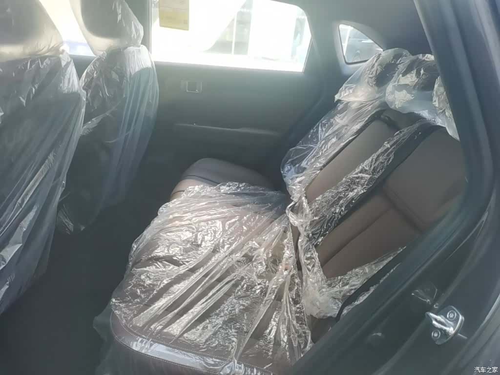 Wuling Starlight, 2025 17